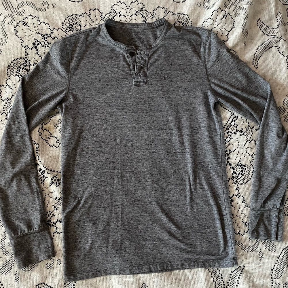 American Eagle 🦅 Outfitter’s - EUC - Mens Shirt